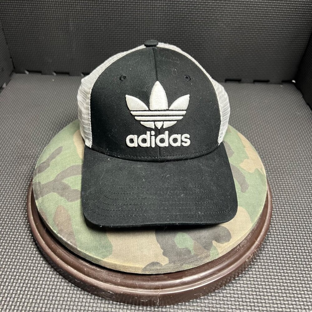 Adidas Trefoil Logo Black & White Mesh Trucker Cap Adjustable Snapback Hat Unise